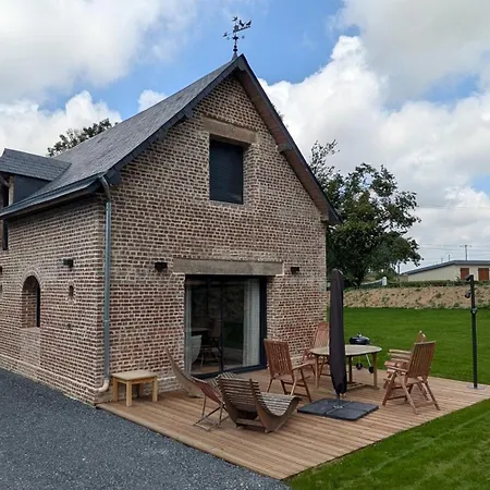 בית נופש Le Nid D'hirondelle *